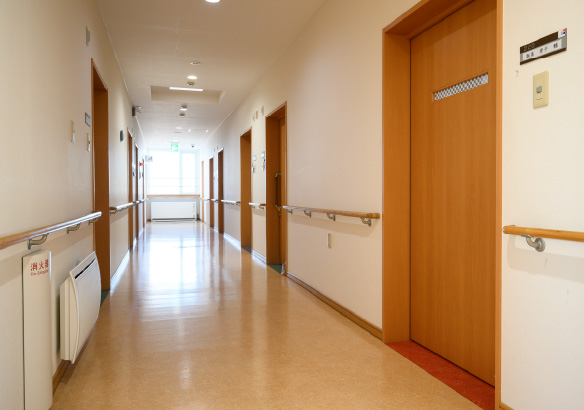 廊下とトイレの手すり